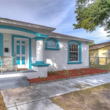 Image 2 - 40th Street South & 10th Avenue South, 40th Street South, Saint Petersburg, FL 33711, USA - House for sale