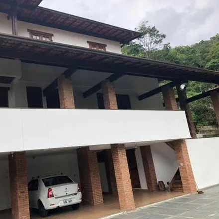 Buy this 3 bed house on Rua Jornalista Carlos Vilhena in Santo Antônio, Niterói - RJ