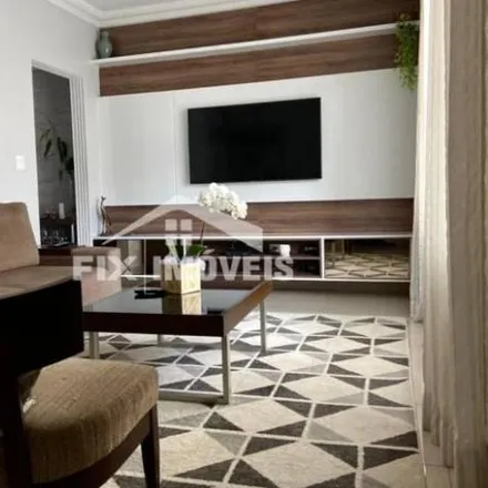 Buy this 3 bed house on Rua Irmãos Pìla in Vila Mazzei, São Paulo - SP