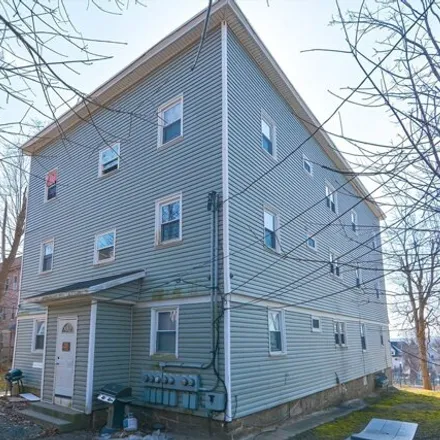 Image 3 - 9 Mount Vernon Street, Chandler Hill, Worcester, MA 01613, USA - House for sale