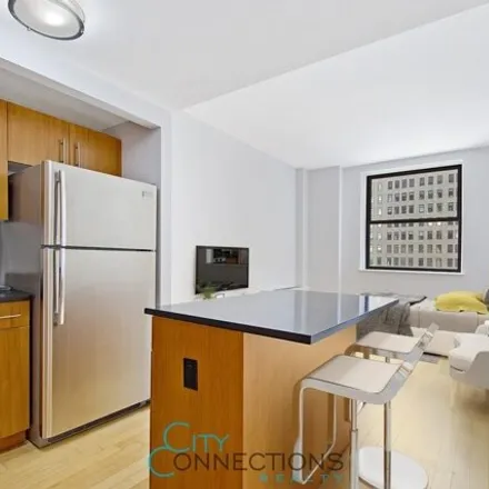 Image 4 - 20 West St Apt 11H, New York, 10004 - House for rent