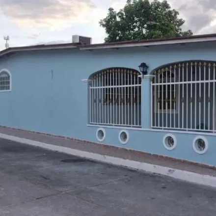 Rent this 4 bed house on El Crisol in Distrito San Miguelito, Panama City