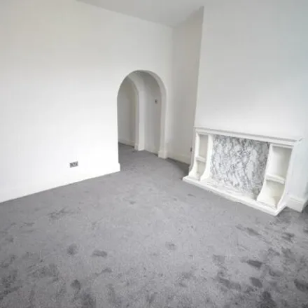 Image 2 - Grimshaw Street, Great Harwood, BB6 7AW, United Kingdom - Townhouse for rent