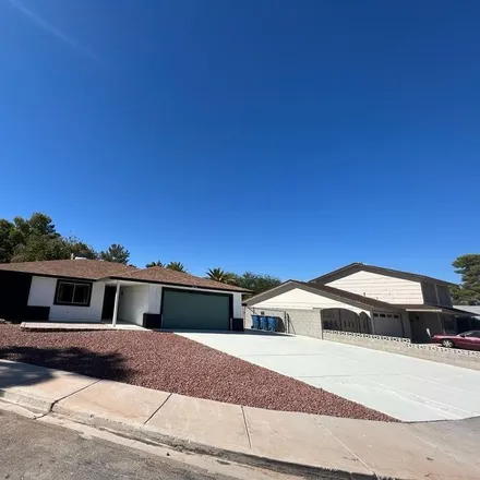Rent this 3 bed house on 5215 Woodruff Place in Paradise, NV 89120