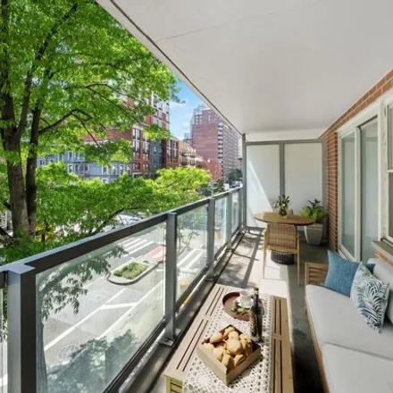 Buy this studio apartment on 363 East 76th Street in New York, NY 10021