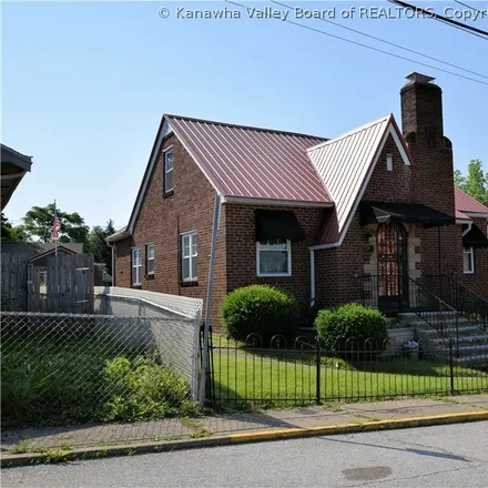 Buy this 3 bed house on 1033 Temple Street in Charleston, WV 25387
