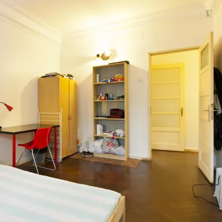 Image 2 - Lovely Corner, Rua Passos Manuel 55 B, 1150-285 Lisbon, Portugal - Room for rent