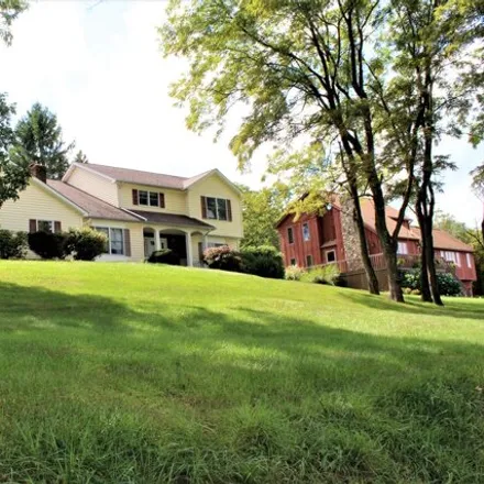 Image 3 - 172 Victoria Lane, Frostburg, MD 21532, USA - House for sale