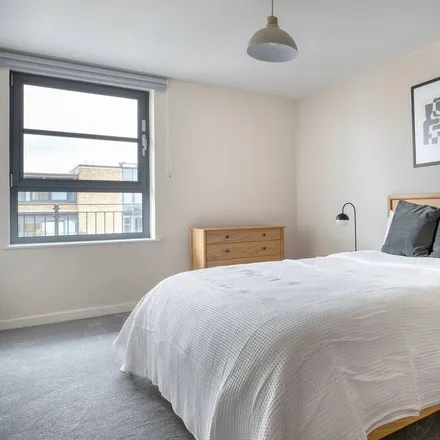 Rent this 1 bed apartment on London in E14 7JR, United Kingdom