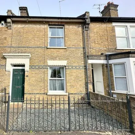 Buy this 3 bed townhouse on 54 Mildmay Road in Chelmsford, CM2 0GX