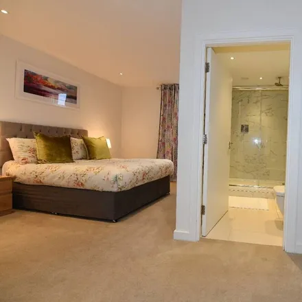 Rent this 2 bed apartment on London in TW8 0RR, United Kingdom