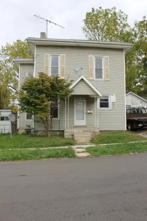 Buy this 3 bed house on 338 South High Street in Marion, OH 43302