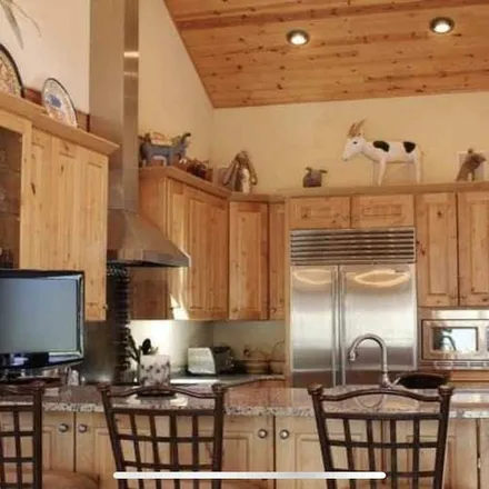 Rent this 4 bed house on Chama in NM, 87520