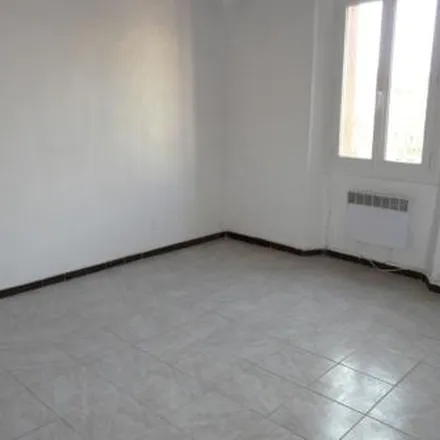 Image 1 - 27 Cours Forbin, 13120 Gardanne, France - Apartment for rent