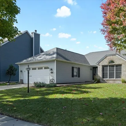 Buy this 3 bed house on 2707 Cherry Hills Drive in Champaign, IL 61822