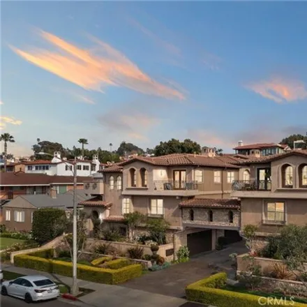 Image 1 - Redondo Inn & Suites, 711 South Pacific Coast Highway, Clifton, Redondo Beach, CA 90277, USA - Condo for sale