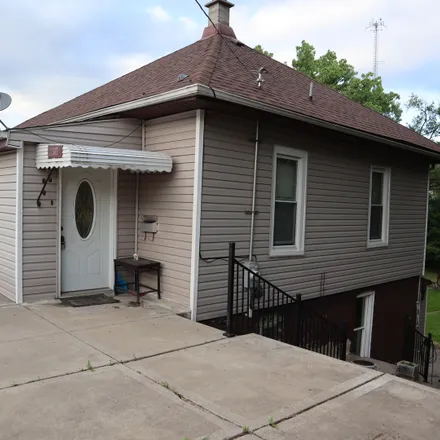 Buy this 3 bed house on 12503 Vincennes Avenue in Blue Island, IL 60406