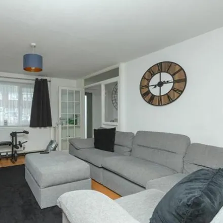 Image 2 - 6 Almond Close, Broadstairs, CT10 2NQ, United Kingdom - Duplex for rent