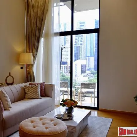 Rent this 1 bed apartment on The Em District in EmQuartier, 693-695