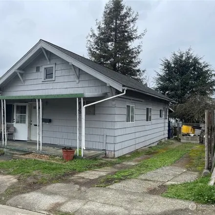 Buy this 2 bed house on 1905 East Fairbanks Street in Tacoma, WA 98404