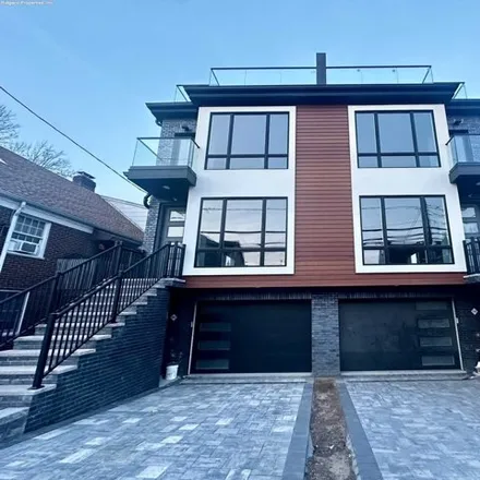 Buy this 3 bed townhouse on 149 Crescent Avenue in Grantwood, Cliffside Park