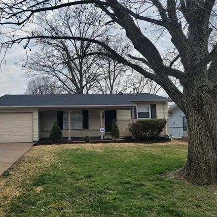 Buy this 3 bed house on 2536 Nathan Drive in Saint Louis County, MO 63136