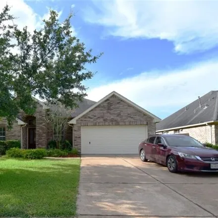 Rent this 3 bed house on 7745 Lakeside Manor Lane in Brazoria County, TX 77581