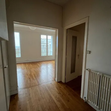 Rent this 3 bed apartment on Avancée de la Porte Saint-Louis in 29200 Brest, France