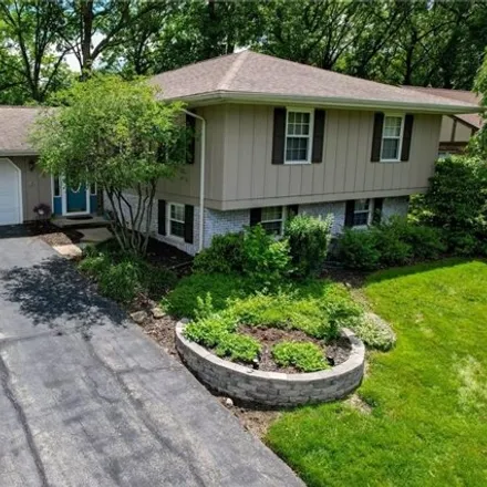 Buy this 4 bed house on 33 North Shore Terrace in Danville, IL 61832