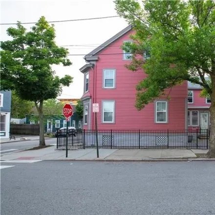 Image 2 - 185 Carpenter Street, Olneyville, Providence, RI 02903, USA - House for rent