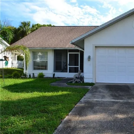 Image 2 - 901 West Starjasmine Place, Citrus County, FL 34465, USA - House for sale