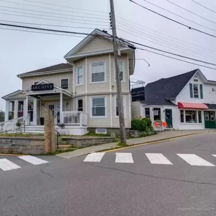 Image 7 - 1 Howard Street, Boothbay Harbor, ME 04538, USA - House for sale