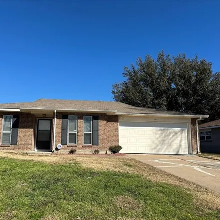 Rent this 3 bed house on 1415 Monica Lane in Mesquite, TX 75149
