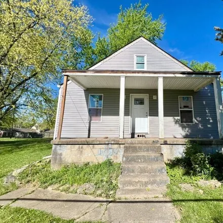 Buy this 2 bed house on 1983 Allstatter Avenue in Fairfield Township, OH 45015