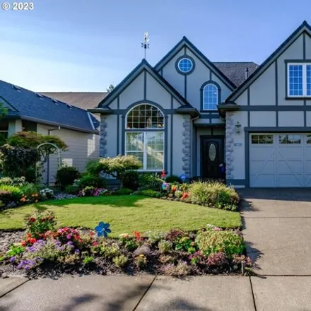 Buy this 3 bed house on 898 Tukwila Drive in Woodburn, OR 97071