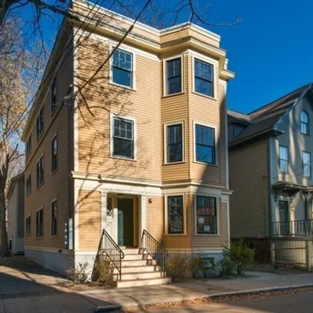 Rent this 3 bed apartment on 25 Grant Street in Cambridge, MA 02163
