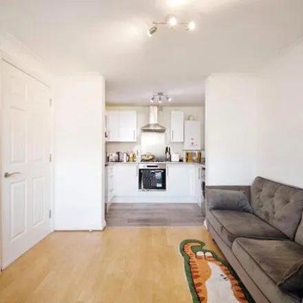 Image 3 - 200 Mile End Road, London, E1 4LD, United Kingdom - Apartment for sale