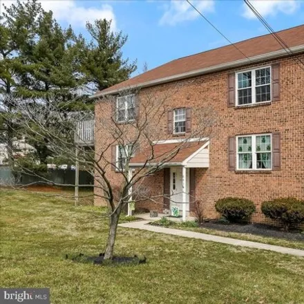 Buy this 3 bed condo on 633 West Springfield Road in Springfield Township, PA 19064