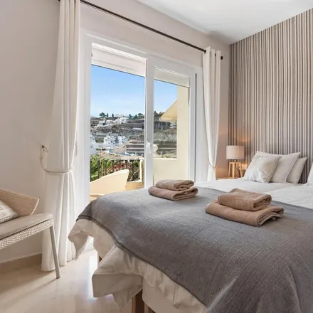 Rent this 2 bed house on Benahavís in 29678 Benahavís, Spain
