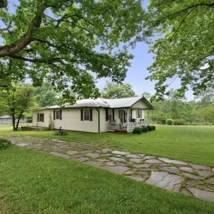 Buy this 5 bed house on 2884 Walkertown Road in Rhea County, TN 37321