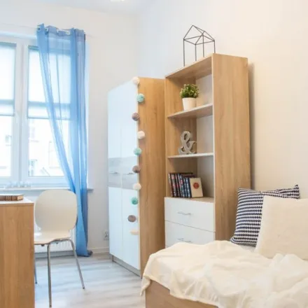 Rent this 8 bed room on Górna Wilda in 61-576 Poznan, Poland