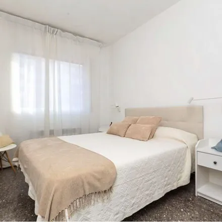 Image 2 - Ceragem Collblanc, Carrer del Regent Mendieta, 22, 08028 Barcelona, Spain - Apartment for rent