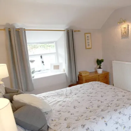 Rent this 1 bed townhouse on Bradwell in S33 9HY, United Kingdom