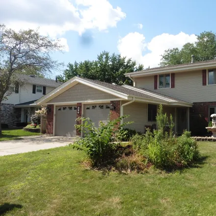 Buy this 3 bed house on 187 Salem Court in Bloomingdale, IL 60108