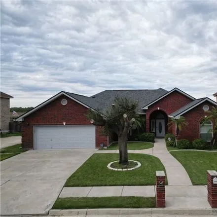 Rent this 4 bed house on 1549 East 29th Street in Mission, TX 78574