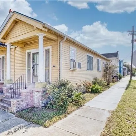 Buy this 4 bed house on 3032 Conti Street in New Orleans, LA 70119