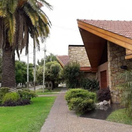 Buy this 3 bed house on San Luis 1700 in Quilmes Este, B1878 FDC Quilmes