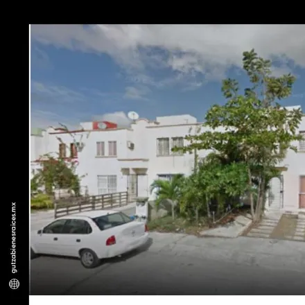 Buy this 5 bed house on Escuela Secundaria General Número 10 "Ignacio Zaragoza" in Calle 12 Norte Bis, 77720 Playa del Carmen
