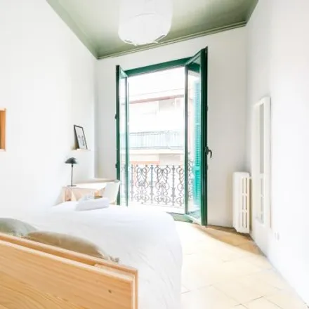 Rent this 3 bed room on Carrer d'Homer in 08001 Barcelona, Spain