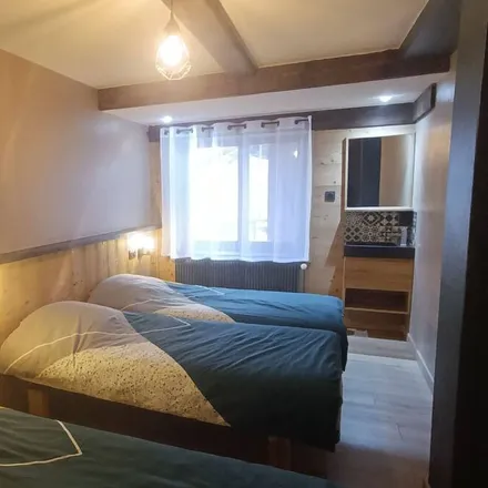 Rent this 3 bed apartment on 39310 Septmoncel les Molunes